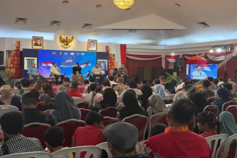 Pemerintah Berikan Penegasan Status Kewarganegaraan 1.512 Anak Pekerja Migran Indonesia di Malaysia